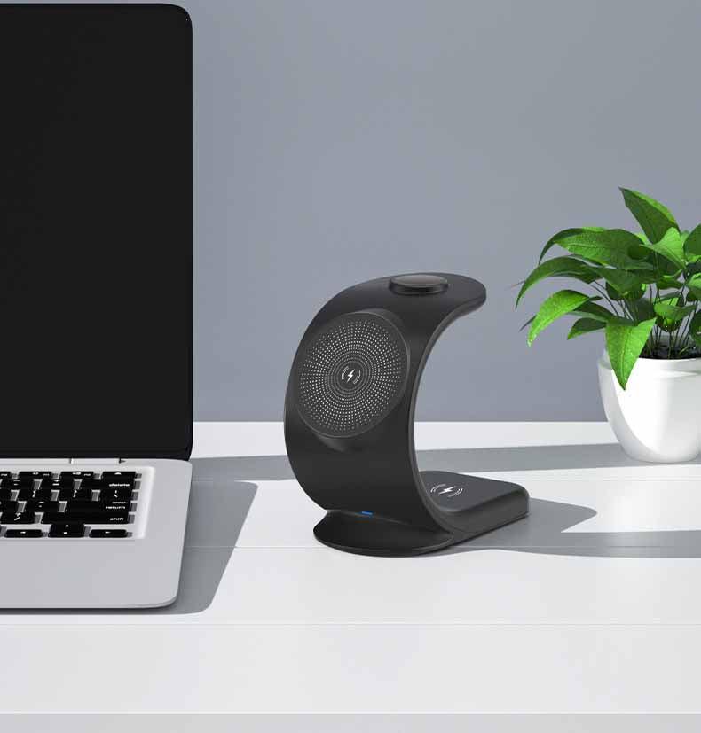 Vertical Three-in-one Magnetic Wireless Charger - Concept Gadgets